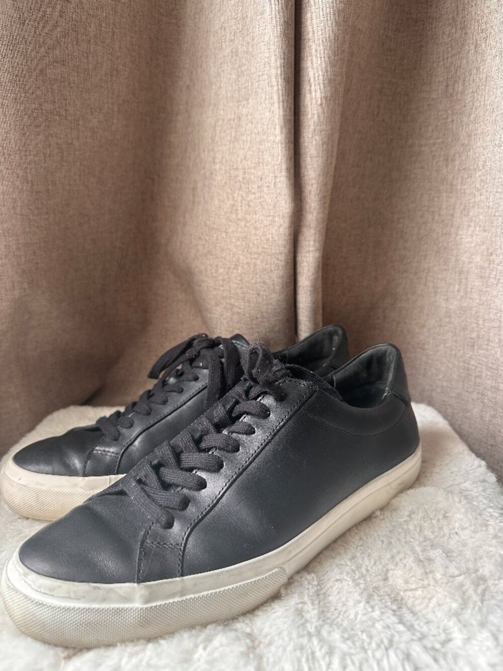 Vince Fulton Lace-Up Sneakers